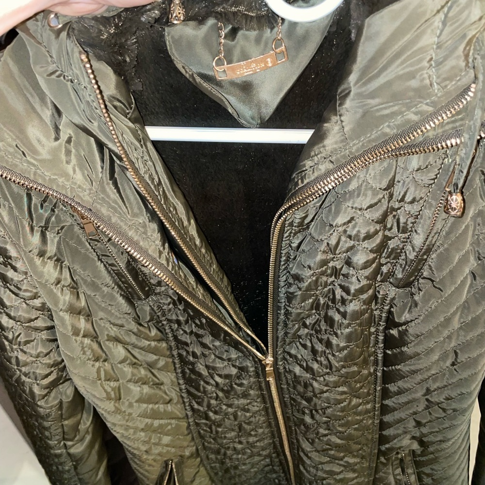 Green jacket - Picture 4 of 6